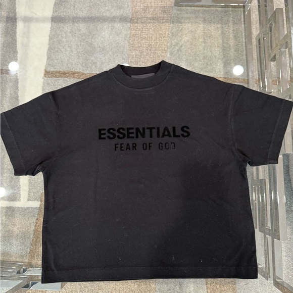 ESSENTIALS FEAR OF GOD Black T-Shirt - Picture 1 of 2